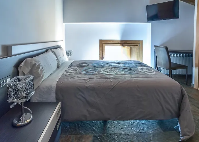 El Abrigano Del Canon * Pesquera de Ebro